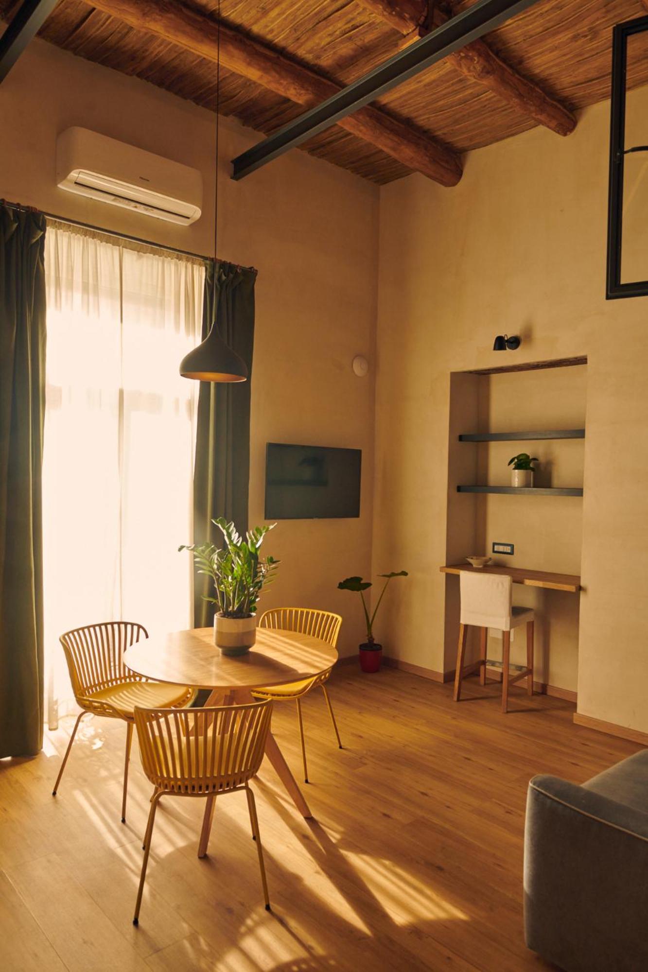 Dada Home, Loft Di 38 Mq Tra Napoli E Pompei Portici Eksteriør bilde